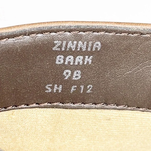 Earth Zinnia Bark Ankle Boot (9) - Picture 11 of 12